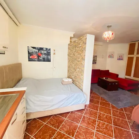 Elite Near Us Embassy & The Grand Park Apartment Tirana